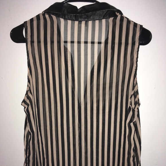 L/ BLOUSE - Picture 3 of 4